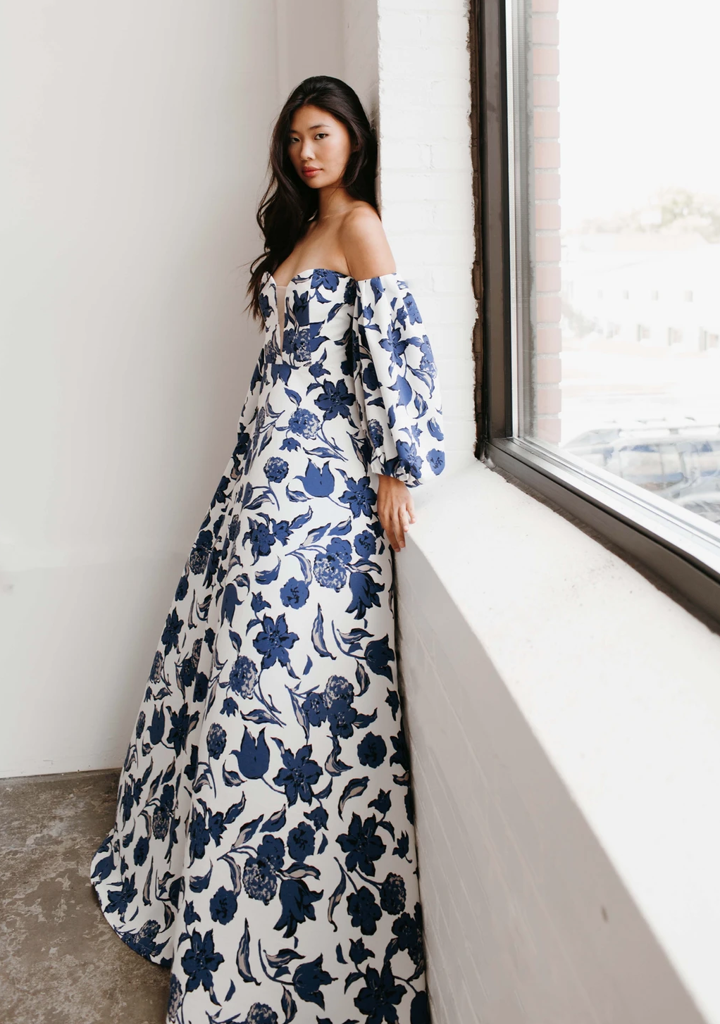 Top 5 Wedding Dress Trends of the Year!. Mobile Image