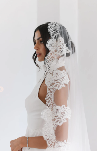Untamed Petals Juliette Mantilla Veil #0 default Ivory thumbnail
