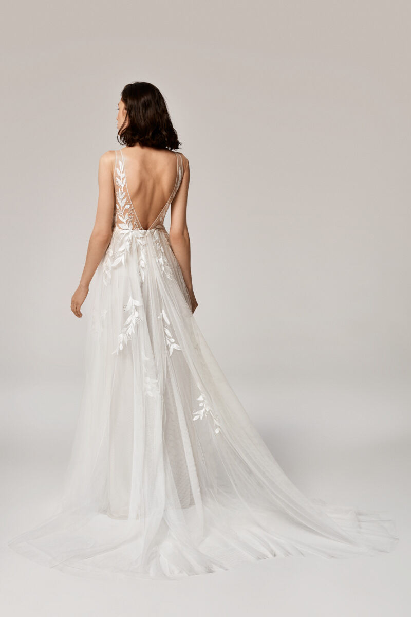 Anna Kara Cora wedding dress | Solutions Bridal