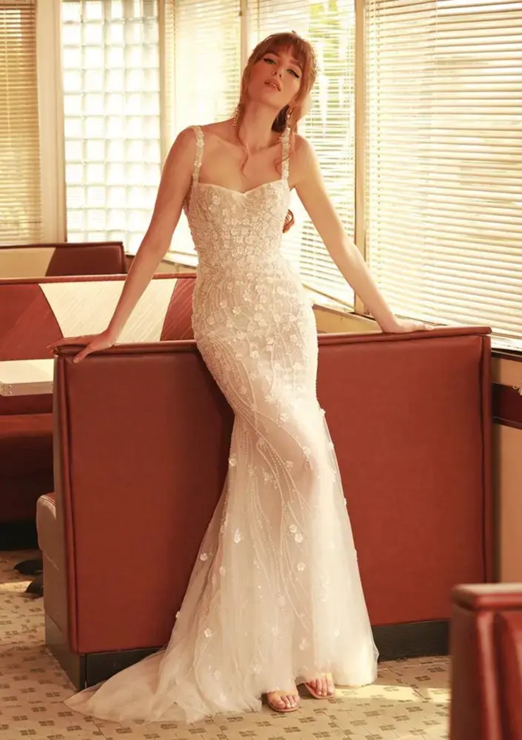 Dany Tabet Eartha Default Image