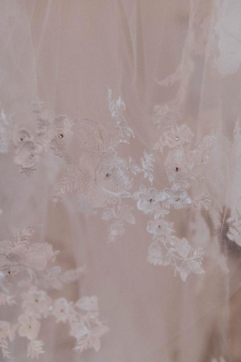 Untamed Petals Marne Veil #1 default Ivory thumbnail
