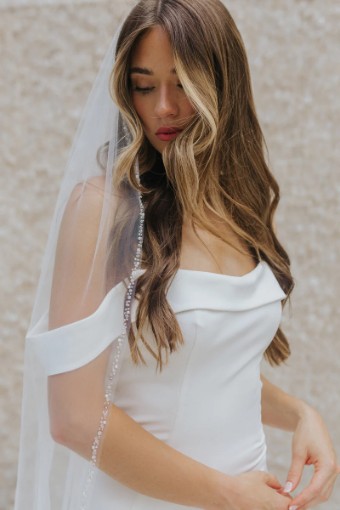 Untamed Petals Gossip Veil #0 default Ivory thumbnail